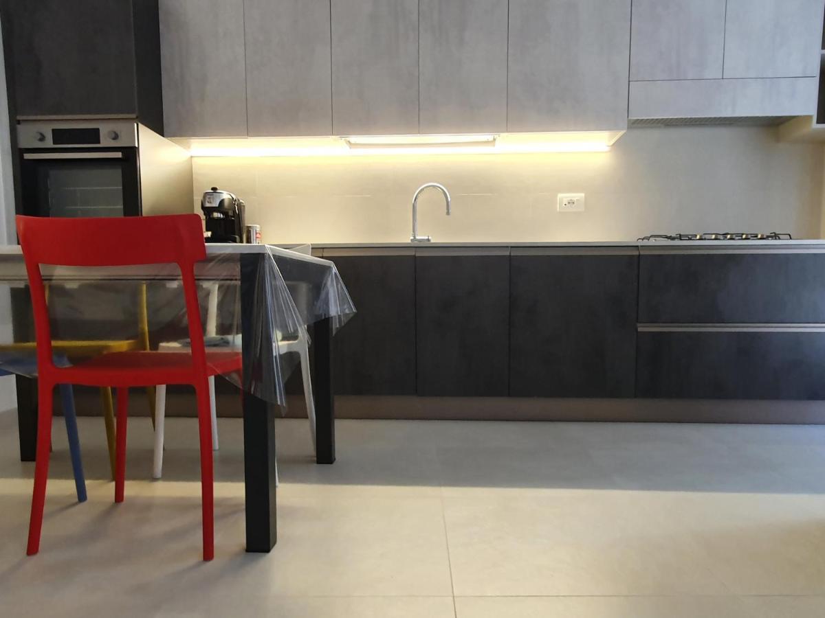 オストゥーニCasa Consigliaアパートメント エクステリア 写真